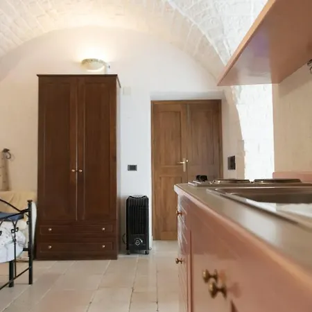 Casetta Piazza Emanuele * Cisternino