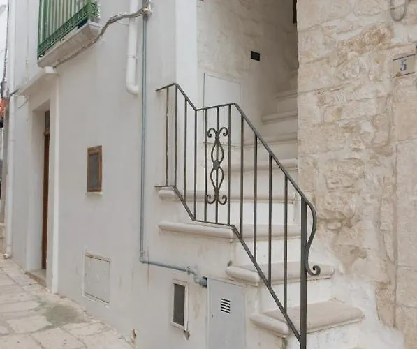 Casetta Piazza Emanuele צ'יסטרנינו